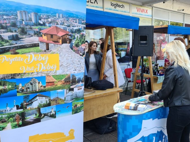 POLJOPRIVREDNI SAJAMU U DOBOJU: Na skupu 25 izlagača iz 12 opština