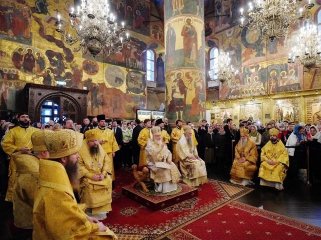 ПАТРИЈАРХ КИРИЛ-МИТРОПОЛИТ ЈОАНИКИЈЕ: Сачувати јединство српске и руске цркве