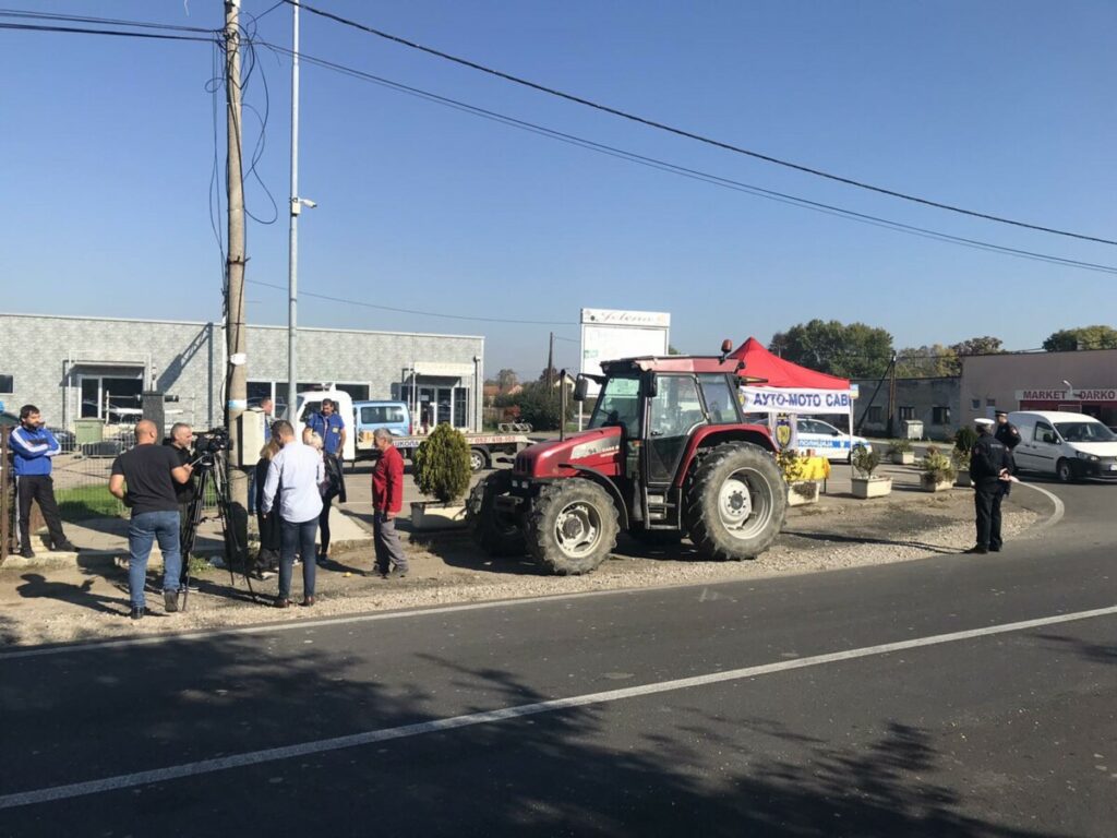 PREVENTIVNE AKTIVNOSTI U KOZARSKOJ DUBICI: Bezbjedno učešće traktora u saobraćaju