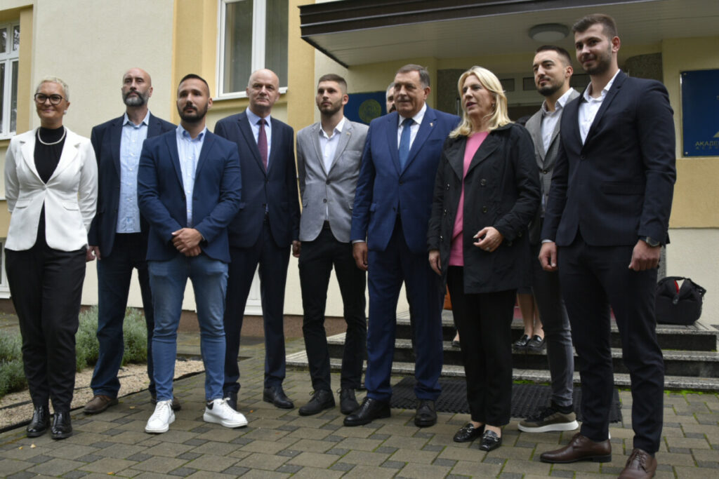 UTOPLJAVANJE OBJEKATA: Dodik, Cvijanović i Gajanin obišli radove u Kampusu