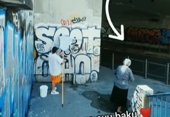 „KRALJICE!“ Kad su vidjeli šta je baka ostavila momcima koji crtaju grafit svi su se raznježili (VIDEO)