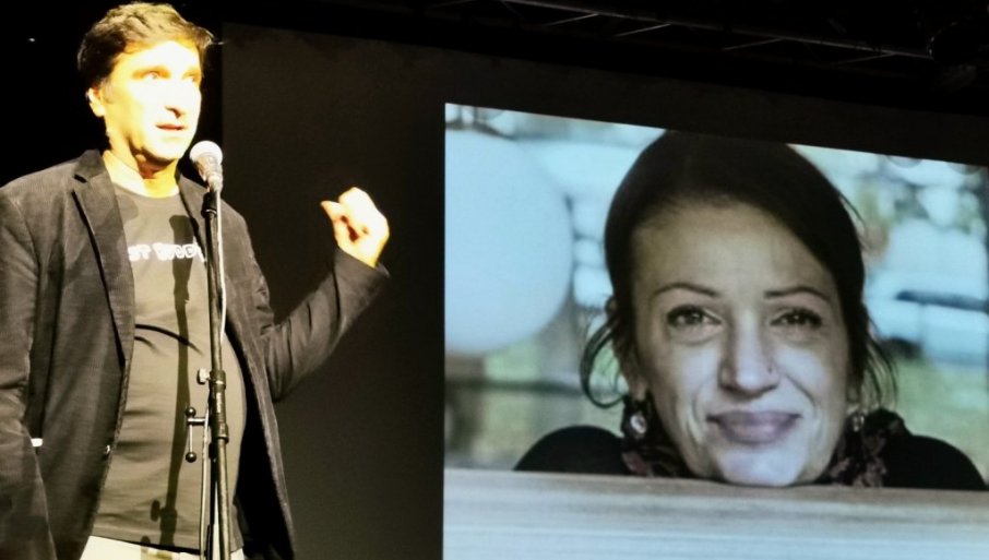 KOMEMORACIJA GORICI NEŠOVIĆ: Porodica i kolege se opraštaju od omiljene novinarke (FOTO)
