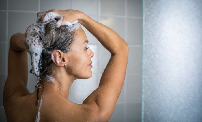 FRIZERKA OTKRILA NAJČEŠĆE GREŠKE: Evo kako pravilno njegovati kosu da bude zdrava i blistava