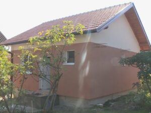 ЛИЈЕПЕ ВИЈЕСТИ ИЗ КОСТАЈНИЦЕ: Изграђено седам кућа за породице чији су објекти оштећени у земљотресу