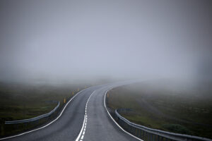 VOZAČI, BUDITE OPREZNI: Odroni i magla na putnim pravcima