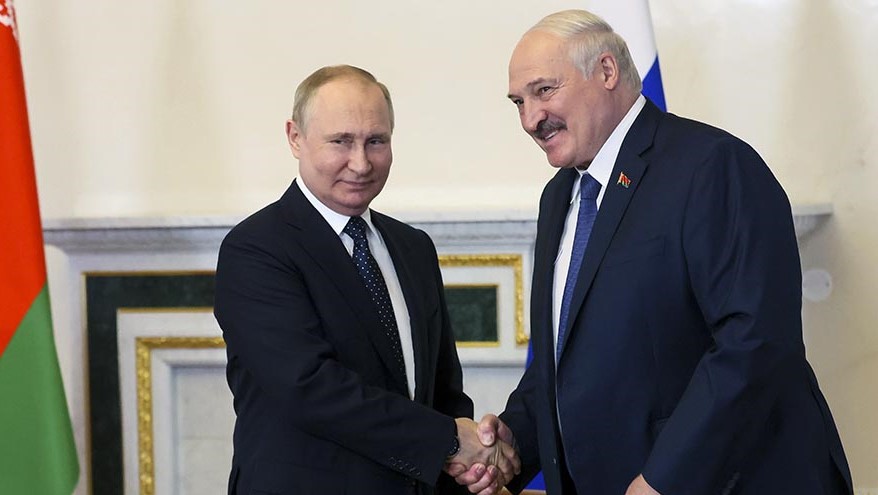 POSTIGLI DOGOVOR: Putin i Lukašenko udružuju vojske