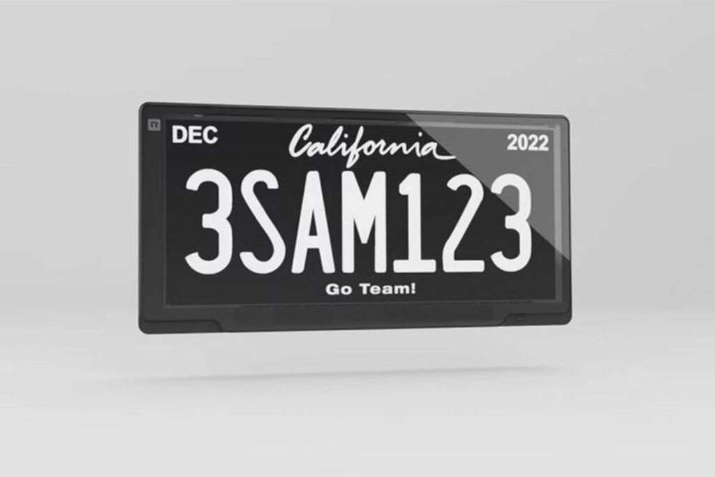 PUŠTEN PILOT PROGRAM: Kalifornija legalizovala digitalne registarske tablice