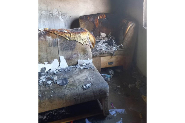 ХУМАНОСТ НЕ ПОЗНАЈЕ ГРАНИЦЕ: Породици из Прњавора изгорјела куће, помоћ стиже са свих страна