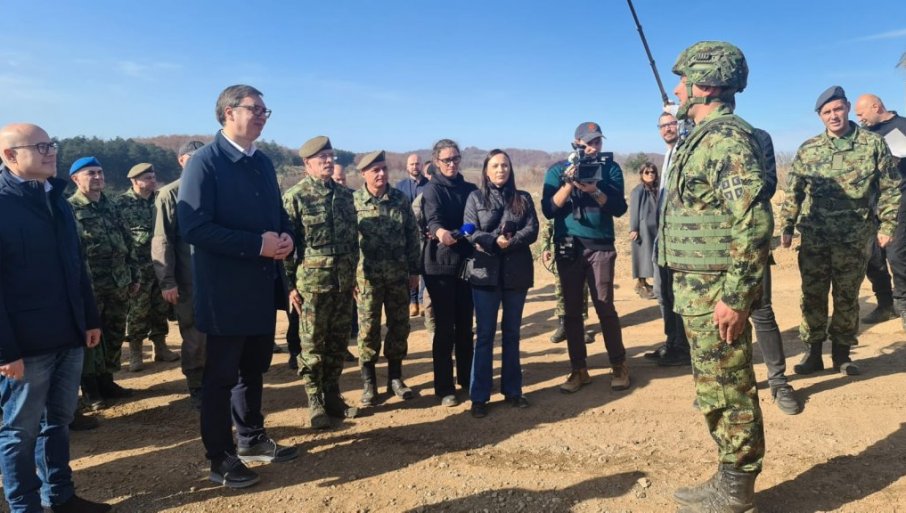 NATO DRONOVI CIJELI DAN „OBIGRAVAJU“: Vučić obišao pripadnike Vojske Srbije