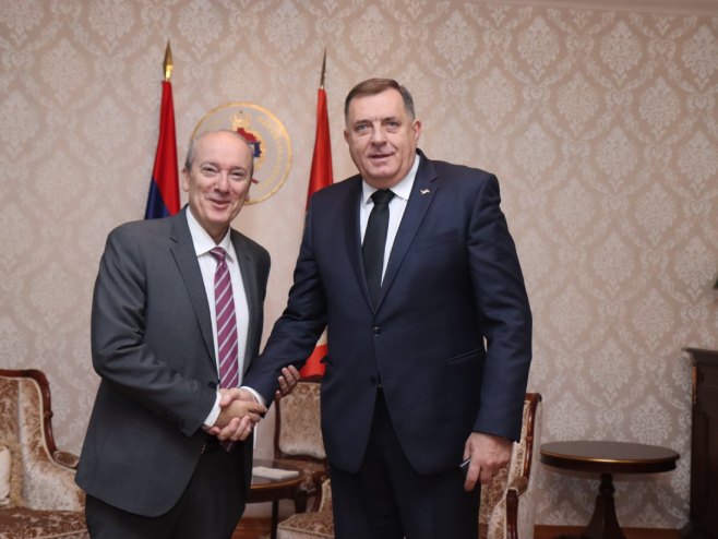 „SRPSKA POKAZUJE PUNI DEMOKRATSKI KAPACITET“ Dodik se sastao sa ambasadorom Grčke u BiH