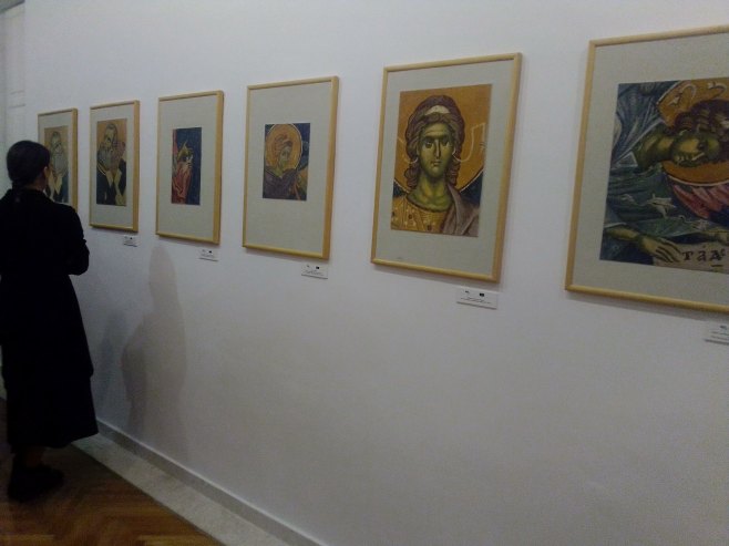 „СРБИЈА, ЗЕМЉА ФРЕСАКА“ Отворена изложба у Требињу