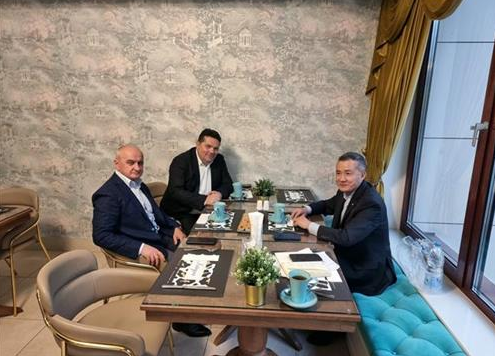 NA STOLU POLITIČKE TEME: Stevandić i Đokić ragovarali sa amabasadorom Kine u BiH