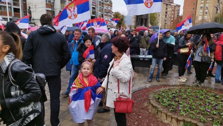 VUČIĆ: Ako neko misli da može da sprovodi protjerivanje i ubijanje naših ljudi, moje je da ponovim – bićemo uz svoj srpski narod