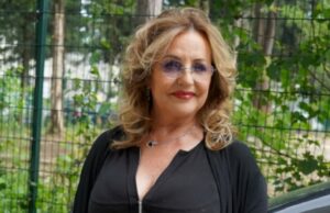 VESELO U DOMU ANE BEKUTE: Nećete vjerovati koji pjevačica proslavlja rođendan, a izgleda mnogo mlađe (FOTO)