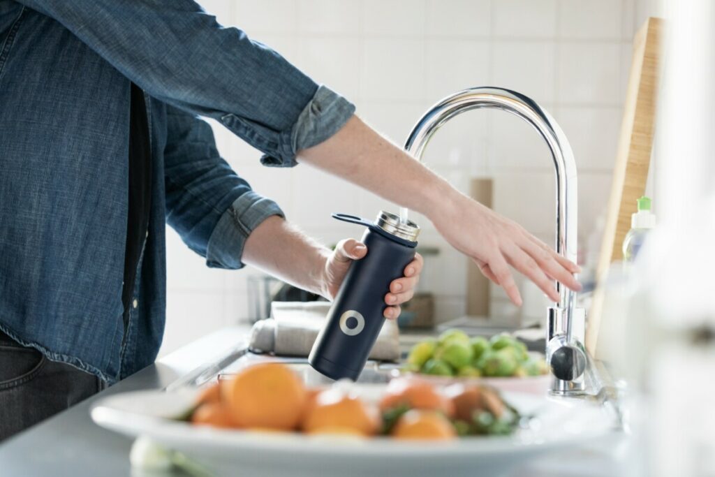 „MALI, ALI EFIKASAN“: Trik za dovoljan unos vode i zdraviji organizam
