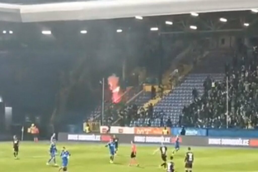 POLICIJA IH ISPRATILA SA TRIBINA: Navijači banjalučkog Borca napadnuti u Sarajevu (VIDEO)