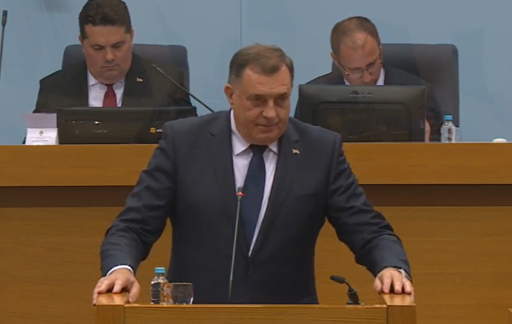 DODIK POLOŽIO ZAKLETVU: Znamo šta radimo, slijedi nam složeno vrijeme