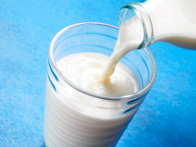 ОВО МОРАТЕ ЗНАТИ: Када је добро пити јогурт, а када га треба избјегавати?