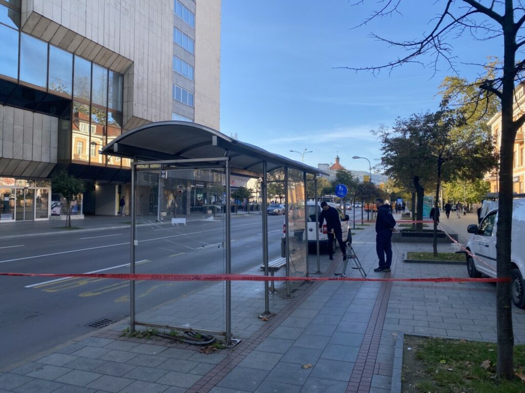 RADNICI NA TERENU: Banjaluka dobija nova autobuska stajališta
