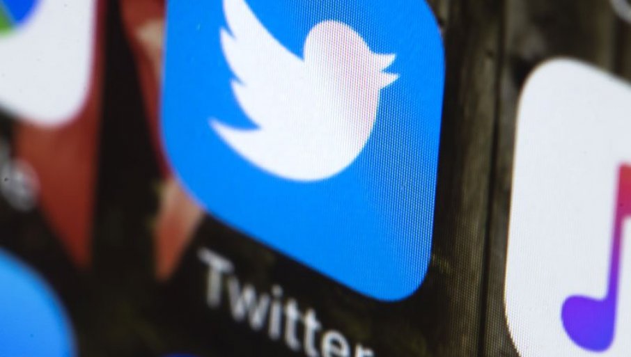 NEGATIVNA STATISTIKA: Godišnji prihod „Tvitera“ opao za 40 odsto