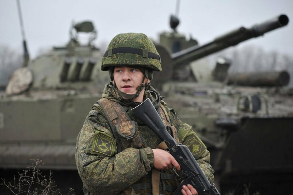 POTVRĐENO IZ MINISTRASTVA OBRAZOVANJA: Rusija vraća vojnu obuku u škole