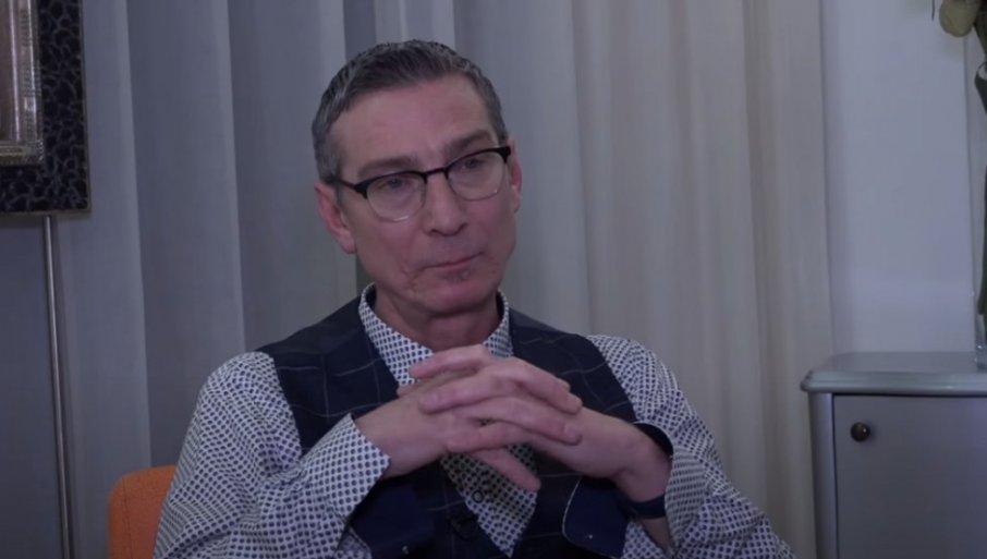 POSLJEDNJI POZDRAV MUZIČKOJ LEGENDI: Porodica i kolege se oprostili od Masima Savića