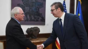 „SRBIJA OSTAJE POSVEĆENA OČUVANJU MIRA“ Vučić sa ambasadorom SAD-a razgovarao o situaciji na Kosmetu