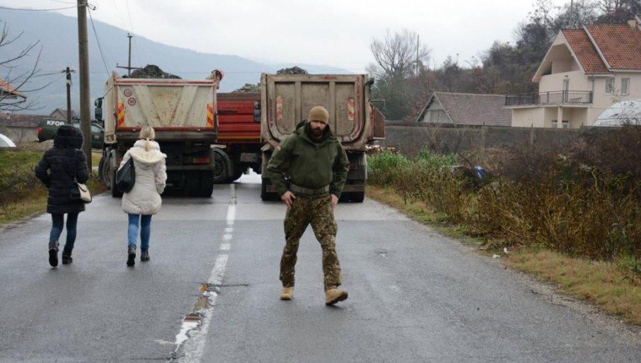 SRBI 17. JUTRO NA BARIKADAMA: Mirna situacija na sjeveru KiM poslije sinoćne pucnjave