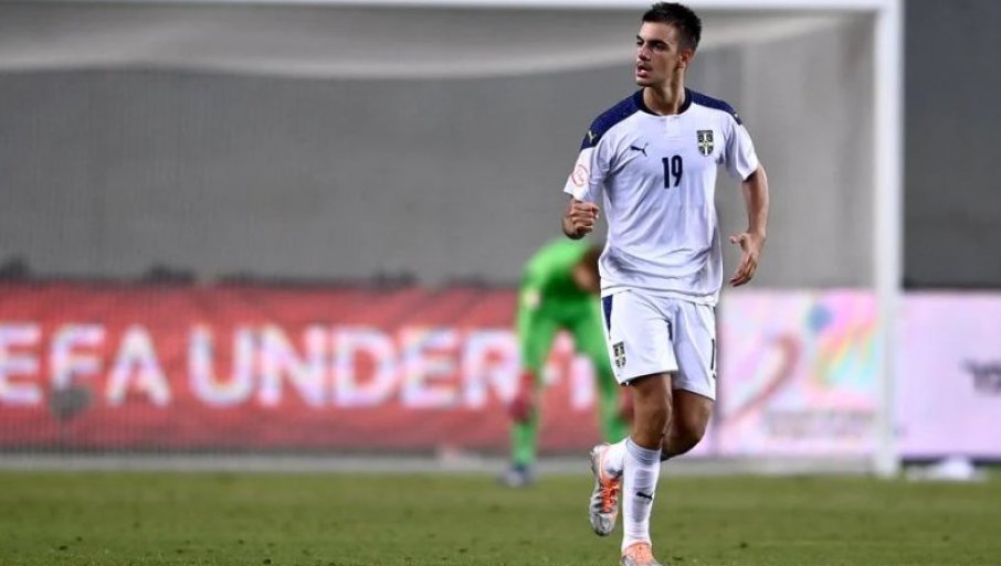 OTIMAJU SE ZA DOBROG IGRAČA: Crvena zvezda i Štutgart u borbi za potpis mladog fudbalera Vojvodine