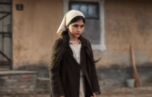 ПРЕЛИЈЕПА ДЈЕВОЈКА: Погледајте како данас изгледа Биљана Чекић која је играла у филму „Дара из Јасеновца“ (ФОТО)