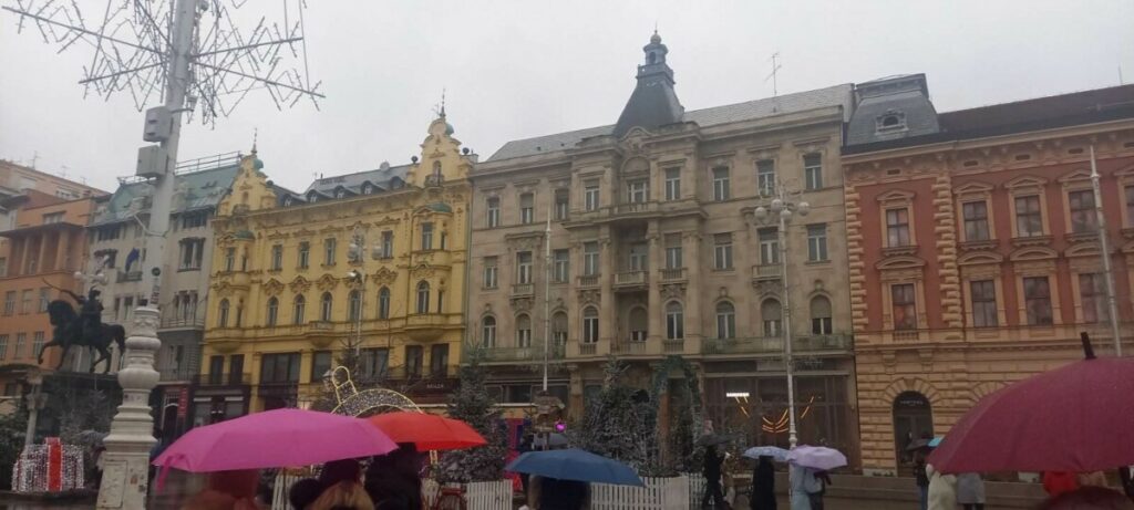 НЕСВАКИДАШЊА СИТИАЦИЈА: Младић украо трамвај у возио га по Загребу