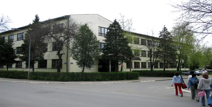 POMOĆ ĐACIMA I RADOST ZA NOVOGODIŠNJE PRAZNIKE: Prijedorčani pokrenuli akciju