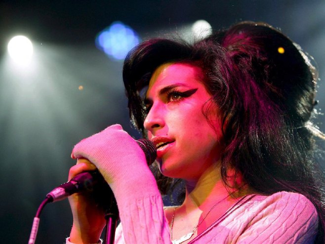 SNIMA SE FILM O EJMI VAJNHAUS: Objavljena prva fotografija glavne glumice (FOTO)