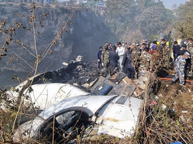 ВЕЛИКА ТРАГЕДИЈА: У паду путничког авиона погинуло свих 72 путника и члана посаде