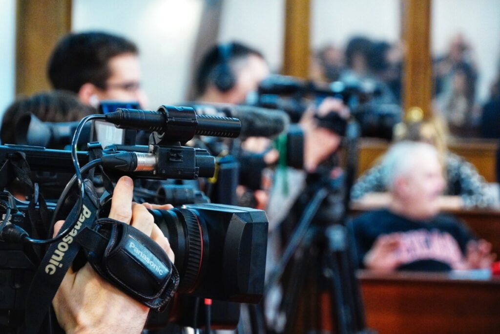 UDRUŽENJE NEZAVISNIH MEDIJA UZ KOLEGU MORAČU: Novinari imaju pravo na zaštitu izvora informacija!