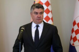 MILANOVIĆU ZABRANITI DOLAZAK U SRPSKU: Veterani predlažu da se predsjednik Hrvatske proglasi personom non grata
