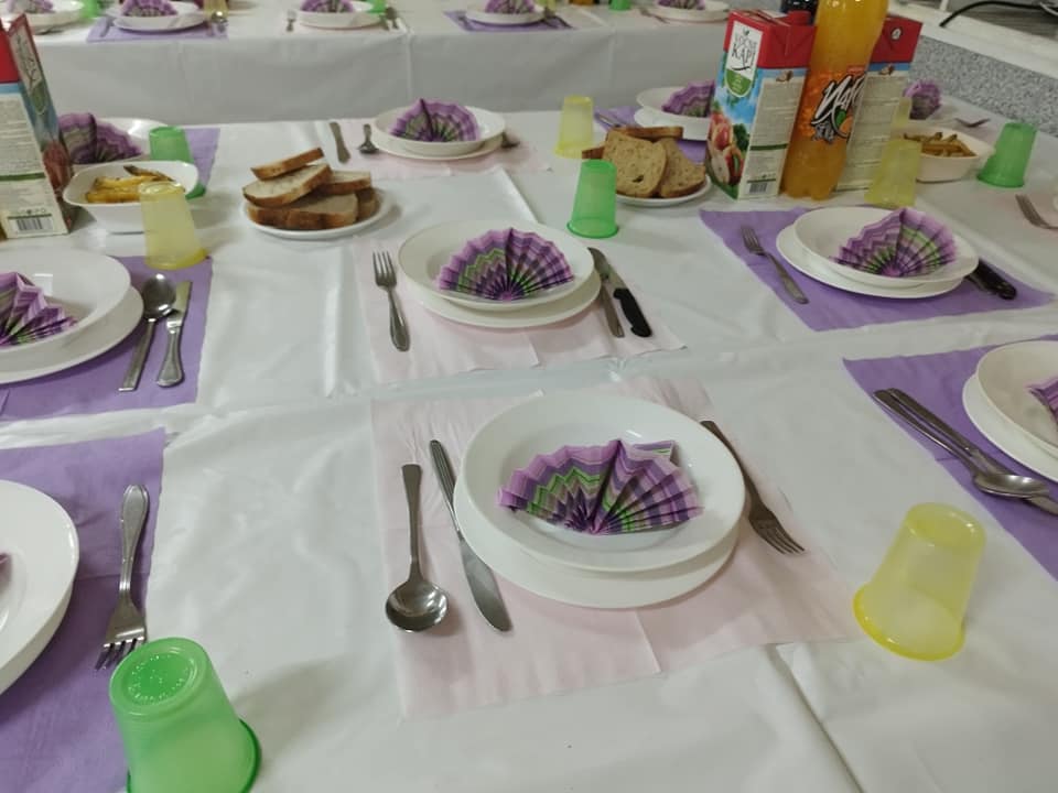 TRADICIJA SE NASTAVLJA: Svečani ručak za Novu godinu u „Mozaiku prijateljstva“