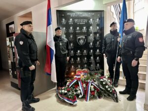 GODIŠNJICA POGIBIJE POLICAJACA: Pomen za 47 stradala Prijedorčanina