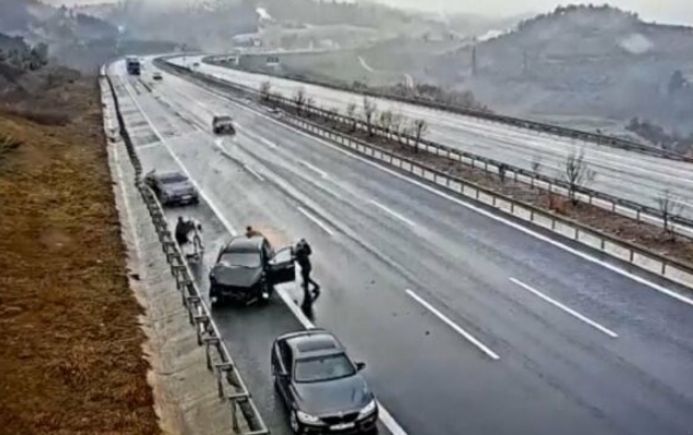 TRAGEDIJA ZA TRAGEDIJOM U TURSKOJ: U stravičnom sudaru na auto-putu poginula mlada odbojkašica (UZNEMIRUJUĆI VIDEO)