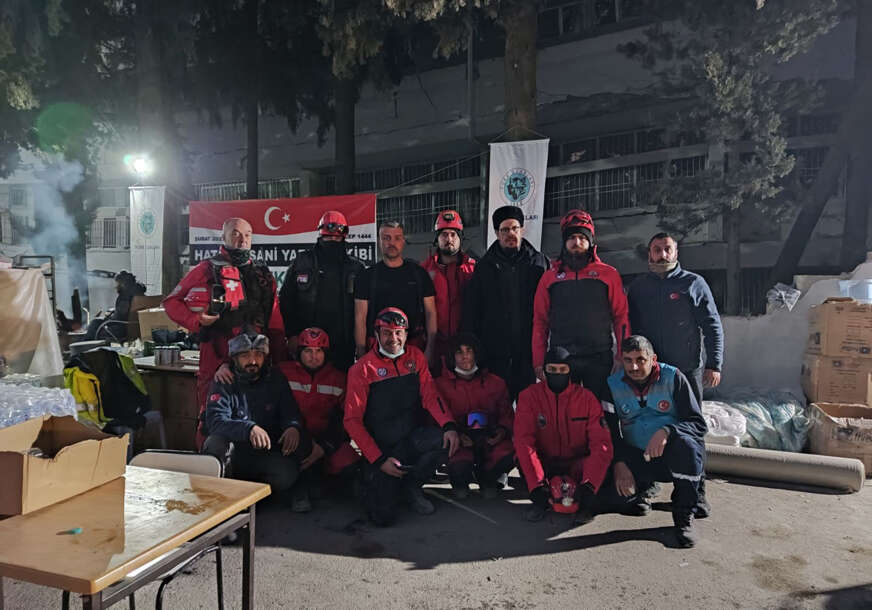 „U KRILU LJULJAO MRTVO DIJETE“ Član spasilačkog tima iz Srpske o strahotama iz zemljotresom razrušene Turske