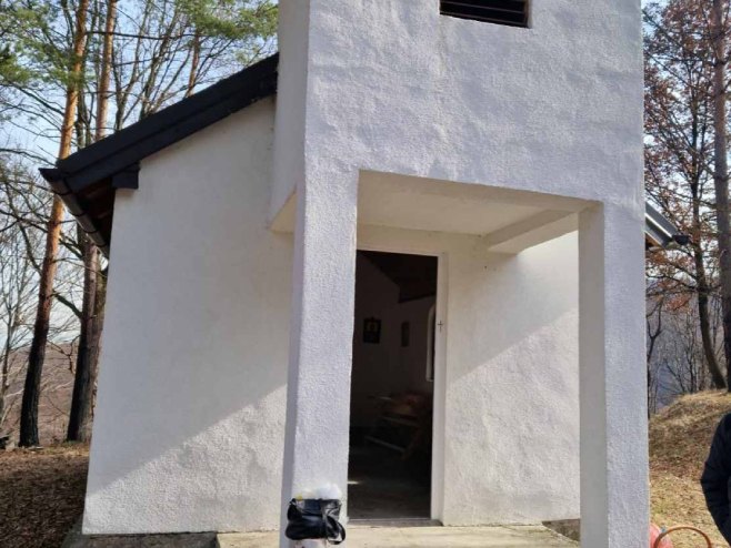 NOVI VANDALSKI ČIN U FBiH: Lopovi provalili u kapelu na pravoslavnom groblju u selu kod Kaknja