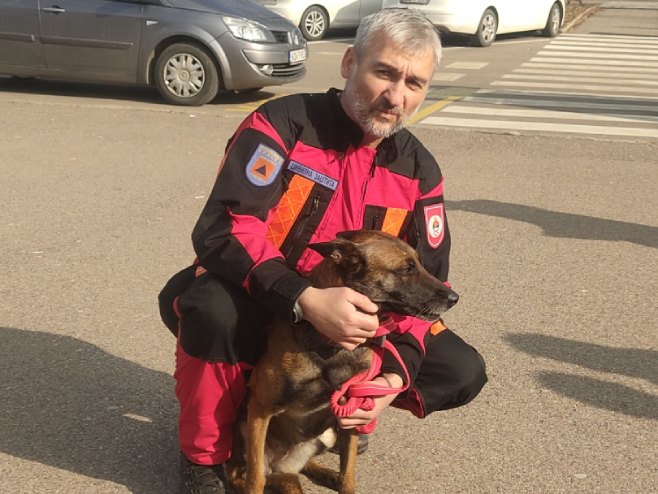 CILJ – SPASITI ŠTO VIŠE ŽIVOTA: I pas Tora u timu Civilne zaštite koji putuje u Tursku