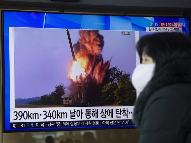 РАСТУ ТЕНЗИЈЕ НА ИСТОКУ: Сјеверна Кореја испалила још двије балистичке ракете, Токио тражи реакцију Савјета безбједности