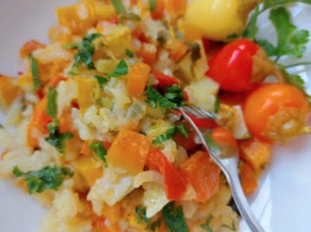PREDAH OD MESA: Najukusnija riža sa povrćem, večera spremna za 20 minuta (VIDEO)