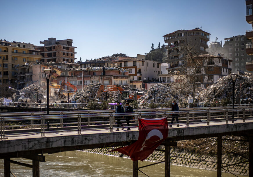 NAPOKON I MALO SREĆE: Oko 6.500 beba rođeno na jugu Turske nakon zemljotresa