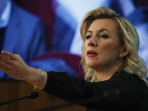 „RIJEDAK OLOŠ“ Zaharova oštro: Spremni su da i posljednjeg Ukrajinca prepuste korupcionaško-političkoj klanici