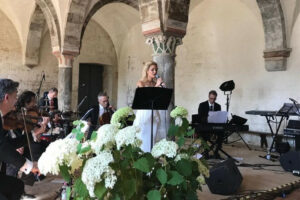 KRALJICA CVIJEĆA: Lena Kovačević nastupila u dvorcu u Njemačkoj