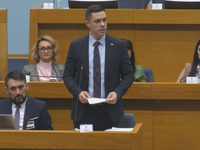 SPREMA SE ZAKON O MEDIJIMA: Ministar Bukejlović otkrio odgovorio na poslaničko pitanje