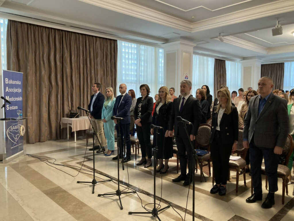 UNAPRIJEDITI POLOŽAJ MEDICINSKIH SESTARA: Konferenciju otvorio ministar Alen Šeranić
