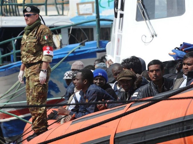 ТРАГЕДИЈА КОД ОБАЛЕ ТУНИСА: Потонула четири брода са мигрантима